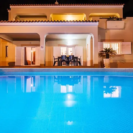 Canguu - Piscina Aquecivel E Bbq Na Gale, Βίλα *